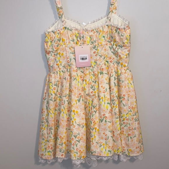 Hello Molly Floral Dress with Lace Underlay (NWT) Size L - Picture 4 of 9